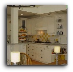 Kitchen Pic 1